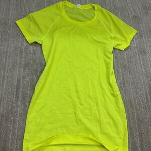 Lululemon Short sleeve Yellow Women's Top